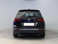 Volkswagen Tiguan  1.5 TSI Life