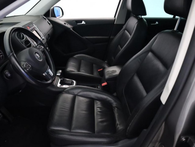 Volkswagen Tiguan  2.0 TDI 