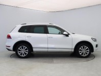 Volkswagen Touareg  3.0 TDI 