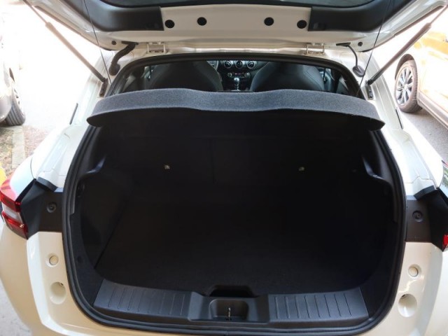 Nissan Juke  1.0 DIG-T 