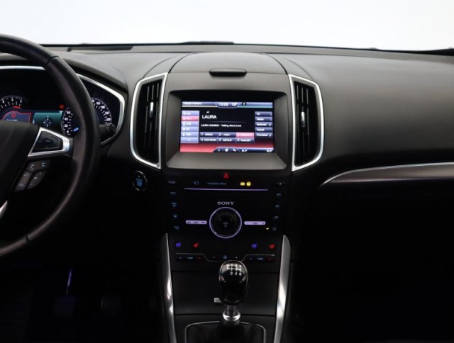 Ford Edge  2.0 TDCI 