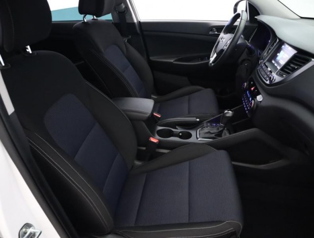 Hyundai Tucson  1.7 CRDi 