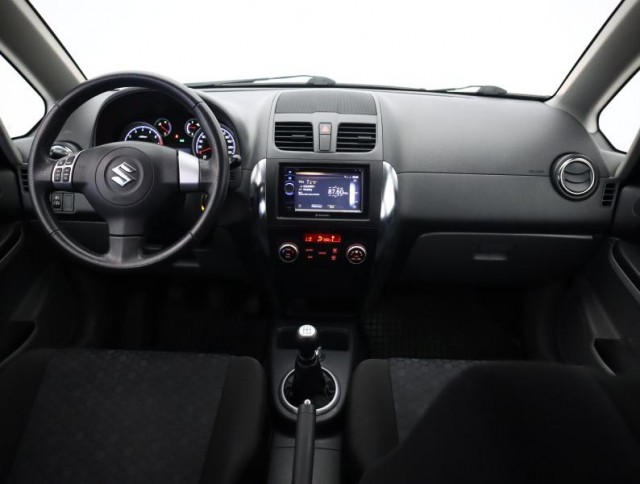 Suzuki SX4  1.6 VVT GLX