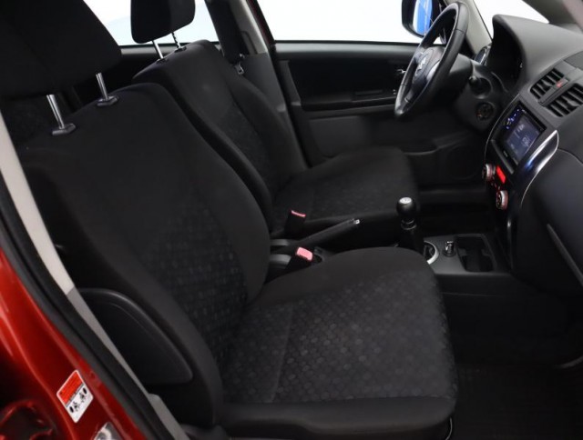 Suzuki SX4  1.6 VVT GLX