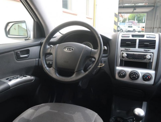 Kia Sportage  2.0 CRDi 