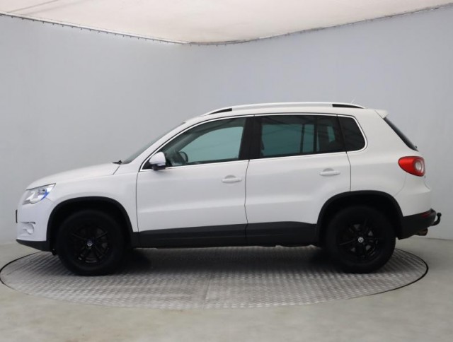 Volkswagen Tiguan  2.0 TSI 