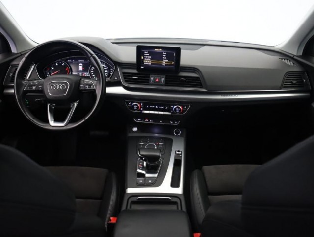 Audi Q5  2.0 TDI sport