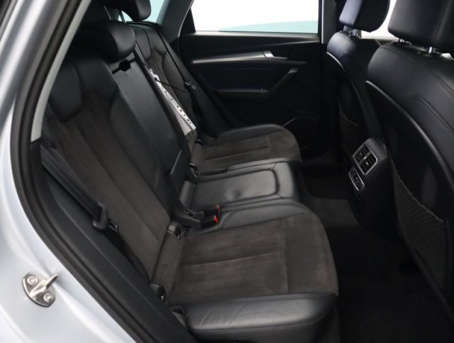 Audi Q5  2.0 TDI sport