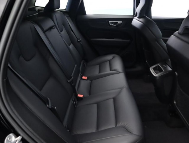 Volvo XC60  B4 AWD 