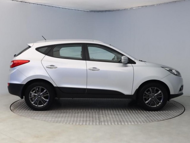 Hyundai ix35  1.6 GDI Trikolor Plus