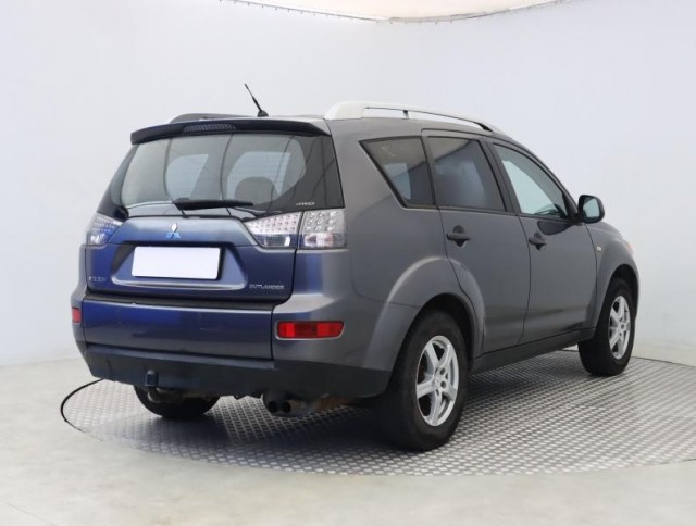 Mitsubishi Outlander  2.0 DI-D 