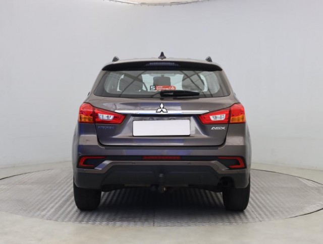 Mitsubishi ASX  1.6 MIVEC Inform
