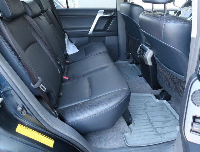 Toyota Land Cruiser  3.0 D-4D Executive