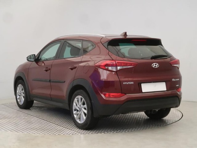 Hyundai Tucson  2.0 CRDi Trikolor