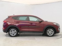 Hyundai Tucson  2.0 CRDi Trikolor