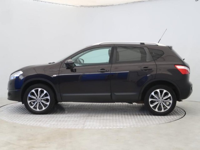 Nissan Qashqai  1.6 