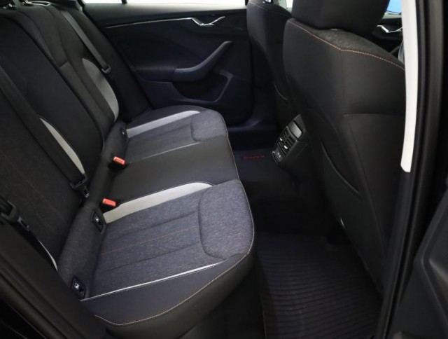 Škoda Kamiq  1.0 TSI Style