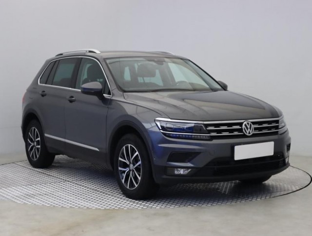 Volkswagen Tiguan  2.0 TSI 