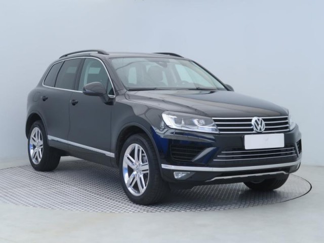 Volkswagen Touareg  3.0 TDI 