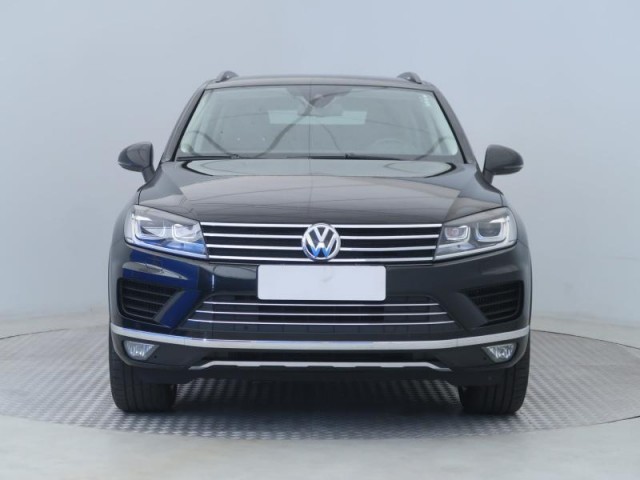 Volkswagen Touareg  3.0 TDI 