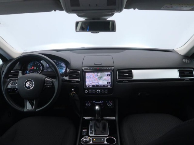Volkswagen Touareg  3.0 TDI 