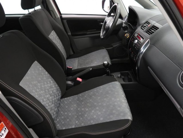 Suzuki SX4  1.6 VVT 
