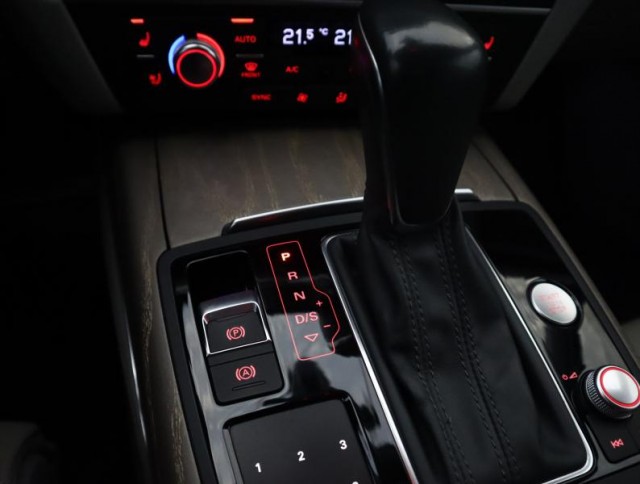 Audi A6 Allroad  3.0 BiTDI 