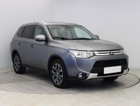Mitsubishi Outlander  2.2 DI-D Intense
