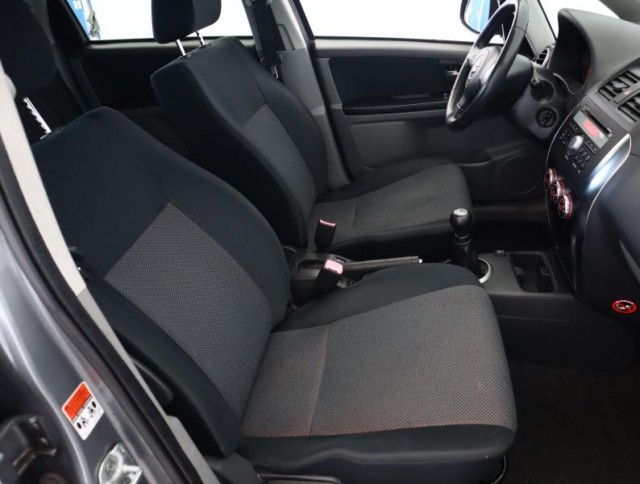 Suzuki SX4  1.6 VVT 
