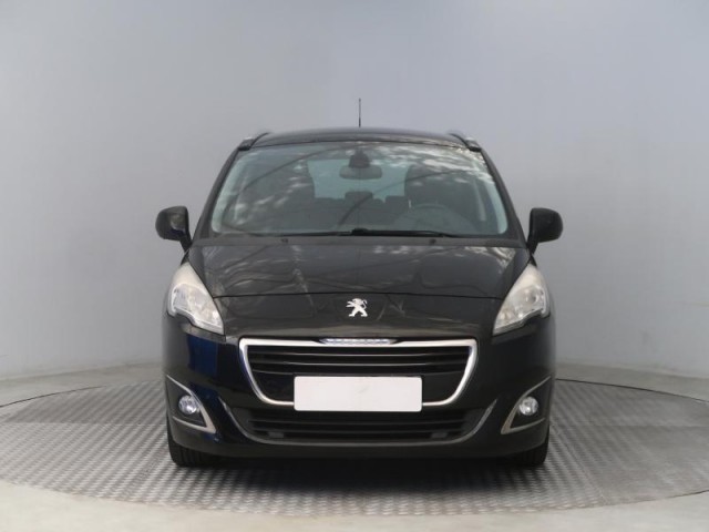 Peugeot 5008  2.0 HDI 