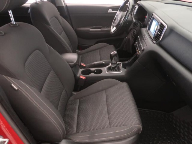 Kia Sportage  2.0 CRDi 