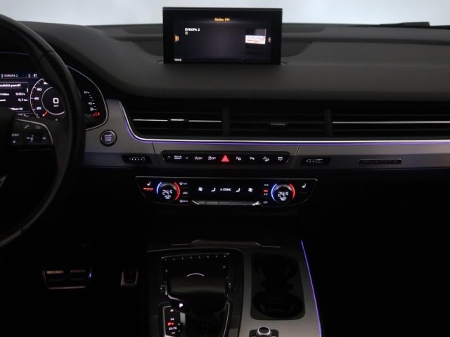 Audi Q7  3.0 TDI S-Line