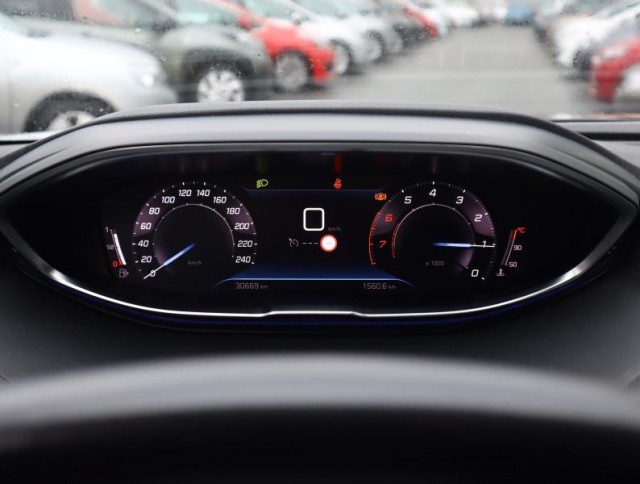 Peugeot 5008  PureTech 130 
