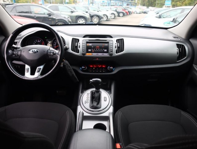 Kia Sportage  2.0 CRDi 