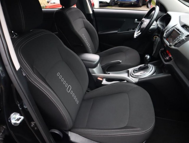 Kia Sportage  2.0 CRDi 