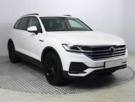 Volkswagen Touareg  3.0 TDI 