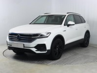 Volkswagen Touareg  3.0 TDI 