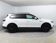Volkswagen Touareg  3.0 TDI 