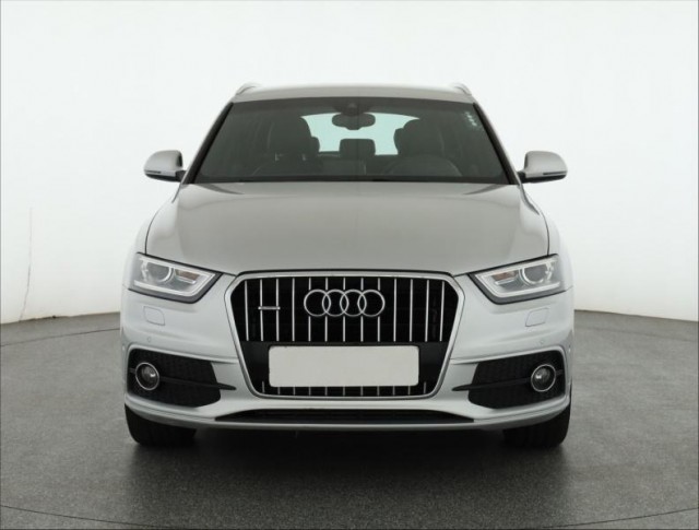 Audi Q3  2.0 TFSI S line