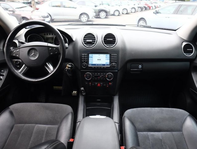Mercedes-Benz ML  ML 420 CDI 