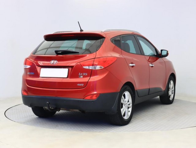 Hyundai ix35  2.0 CVVT 