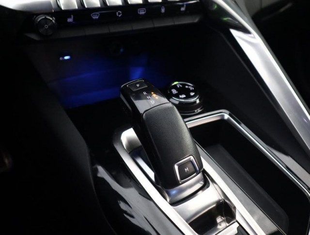 Peugeot 5008  1.5 BlueHDi Allure