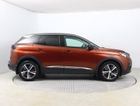 Peugeot 3008  1.2 PureTech Allure