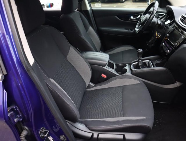 Nissan Qashqai  1.3 DIG-T 