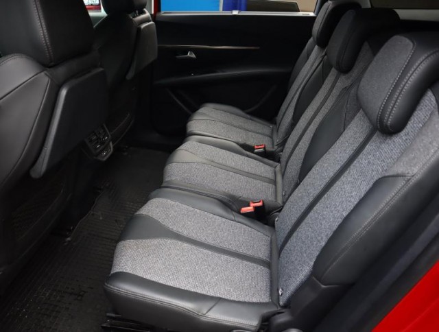 Peugeot 5008  1.5 BlueHDi Allure