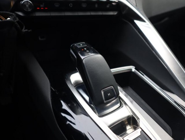 Peugeot 5008  1.5 BlueHDi Allure