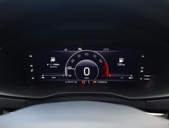 Škoda Karoq  1.5 TSI Style