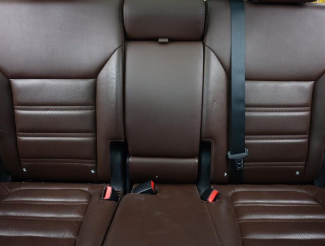 Kia Sorento  2.2 CRDi 