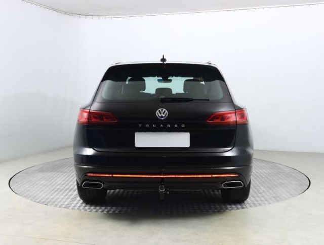 Volkswagen Touareg  3.0 TDI R-Line