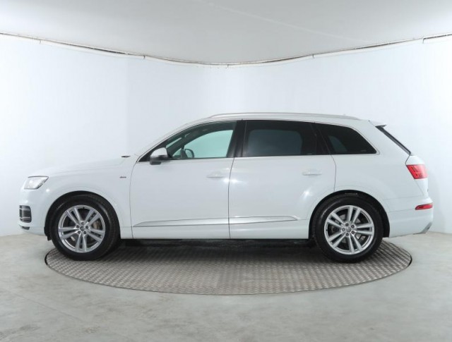Audi Q7  3.0 TDI 